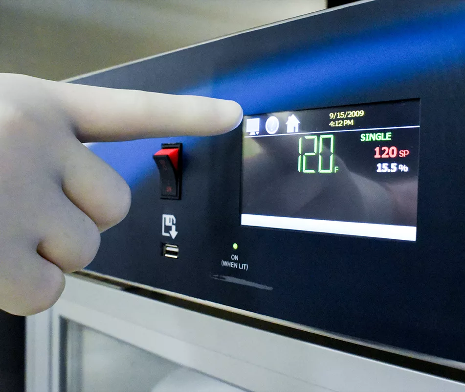 CL Warming Cabinet Touchscreen 600x505